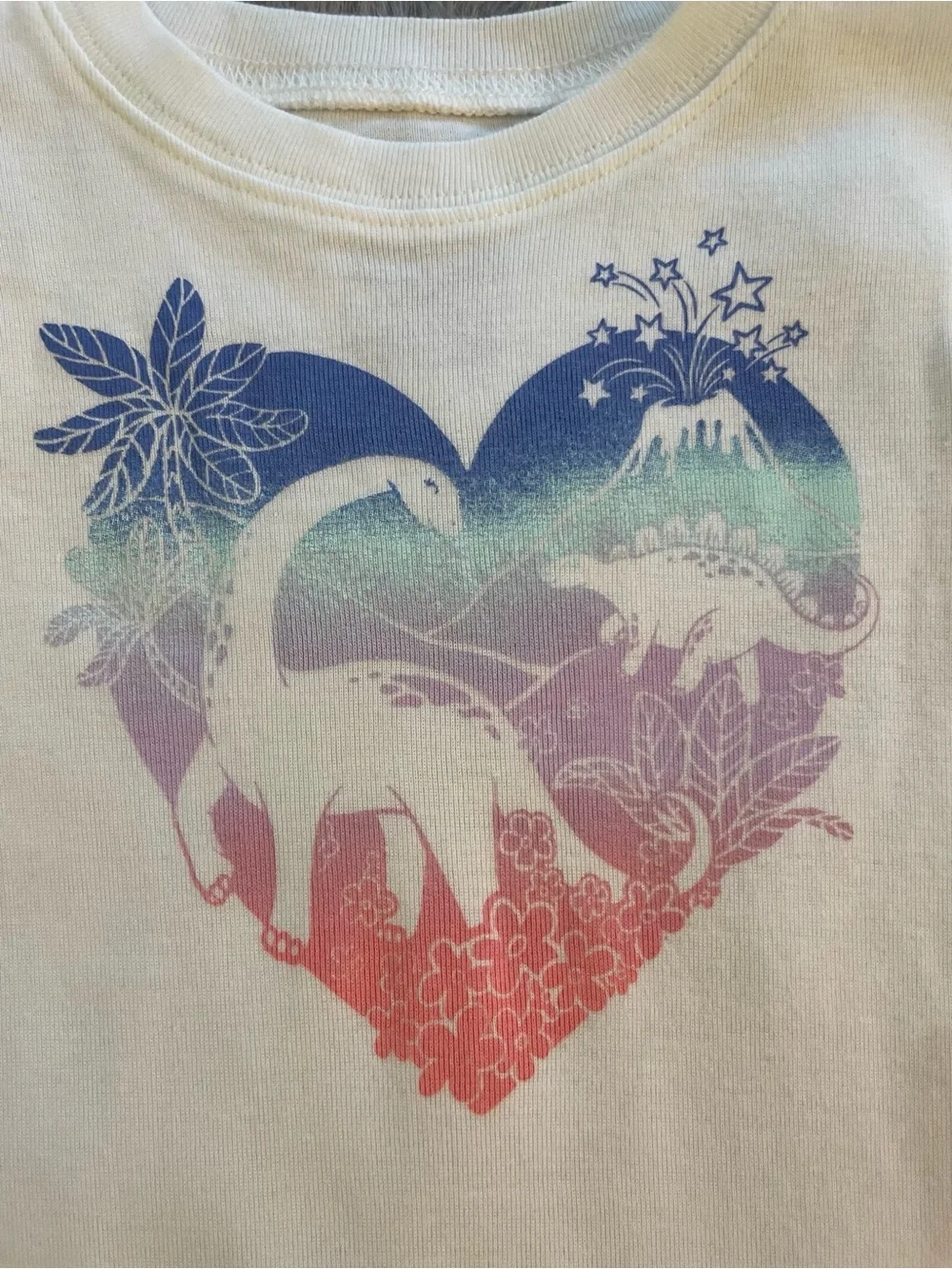 🛒Carter's White Short-Sleeve Pj Top with Pastel Rainbow Heart Dinosaur Graphic